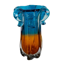 Vaso Decorativo em Vidro Paramount Murano 18x27cm Azul Safira com Ambar Vaso Decorativo em Vidro Paramount Murano 18x27cm Azul Safira com Ambar