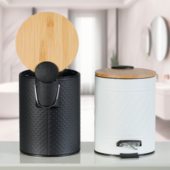 Lixeira Inox com Pedal 3L Bene Casa Casa Classic Tampa em Bambu Lixeira Inox com Pedal 3L Bene Casa Casa Classic Tampa em Bambu