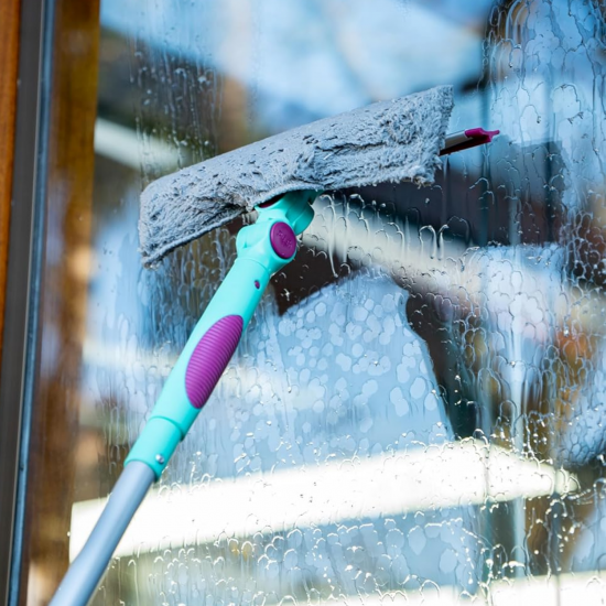 Mop Limpa Vidros Spray 2 em 1 Lava e Seca com cabo Noviça Bettanin Mop Limpa Vidros Spray 2 em 1 Lava e Seca com cabo Noviça Bettanin