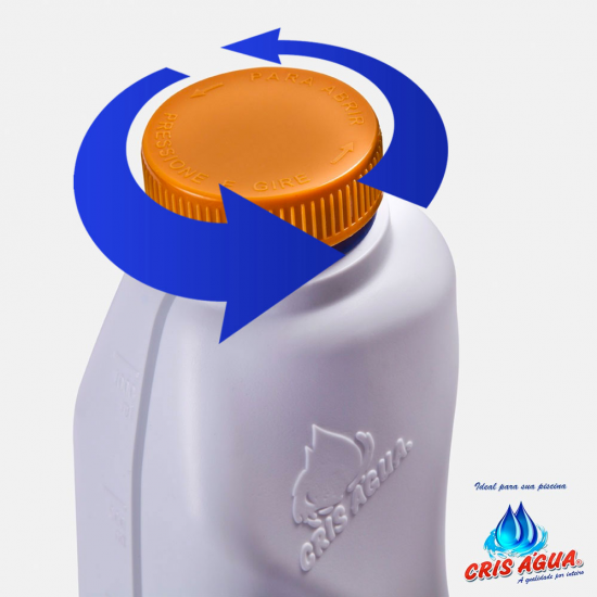 Limpador de Piso Porcelanato Concentrado Cris Água 1L Limpador de Piso Porcelanato Concentrado Cris Água 1L
