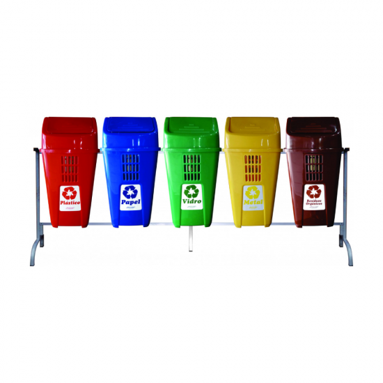 Kit Coleta Seletiva com 5 Lixeiras 50L + Estrutura Metálica Plasvale Kit Coleta Seletiva com 5 Lixeiras 50L + Estrutura Metálica Plasvale