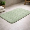 Tapete de Banheiro Antiderrapante 40x60cm Roma Lines Verde Le Bianco