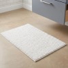 Tapete de Microfibra 50x70cm Joy Branco Kapazi Popcorn