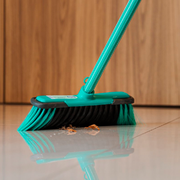 Vassoura de Pêlo Sintético 25cm Limpamania Florença - Sem Cabo